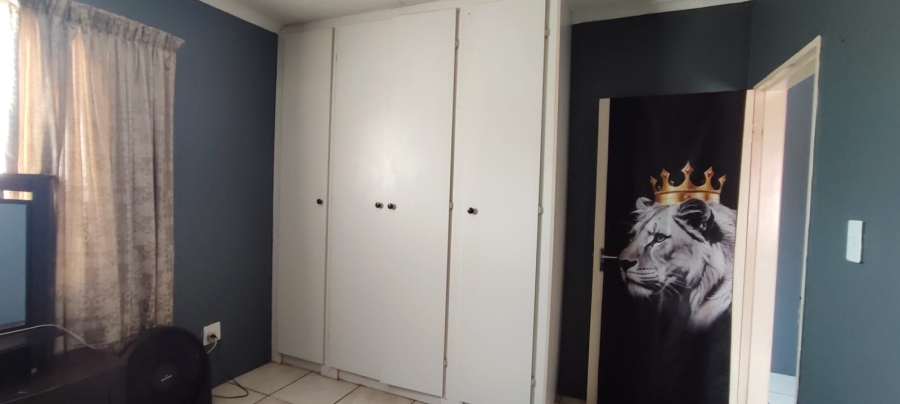 2 Bedroom Property for Sale in Eike Park Gauteng