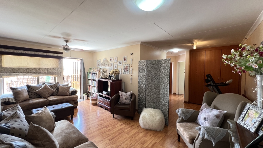 2 Bedroom Property for Sale in Randpoort Gauteng