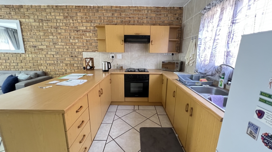2 Bedroom Property for Sale in Rangeview Gauteng