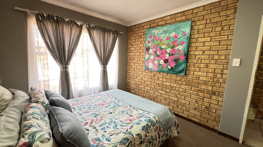 2 Bedroom Property for Sale in Rangeview Gauteng