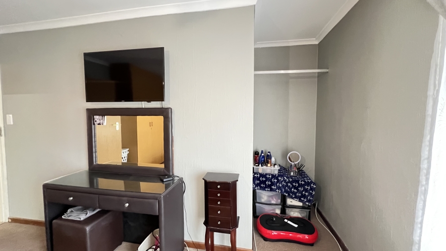 2 Bedroom Property for Sale in Rangeview Gauteng