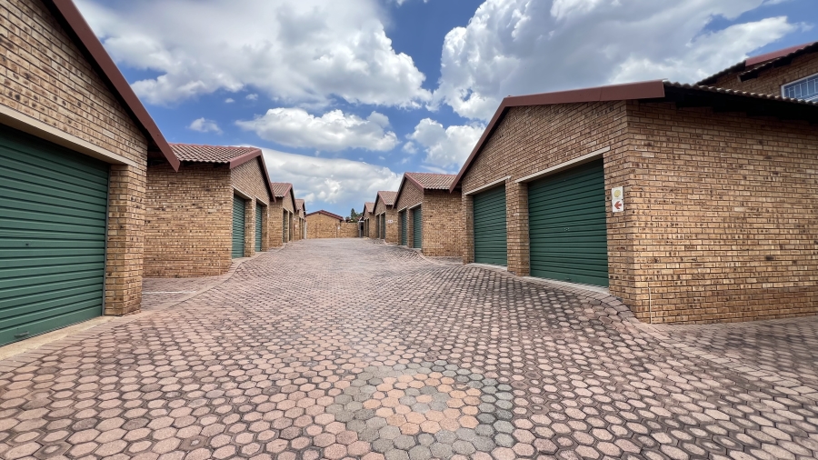 2 Bedroom Property for Sale in Rangeview Gauteng