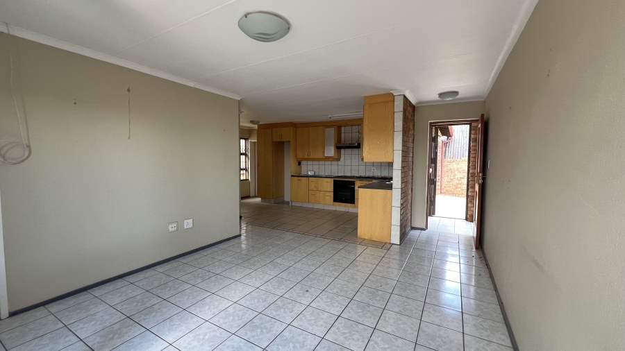 2 Bedroom Property for Sale in Rangeview Gauteng