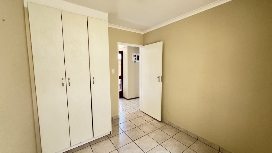 2 Bedroom Property for Sale in Rangeview Gauteng