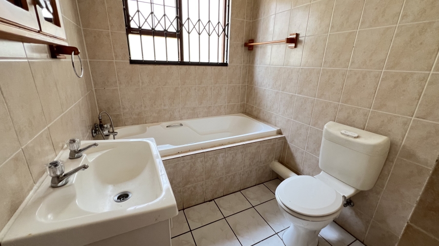 2 Bedroom Property for Sale in Rangeview Gauteng