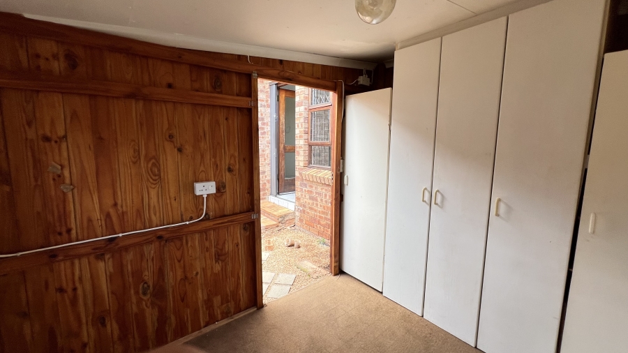 2 Bedroom Property for Sale in Rangeview Gauteng