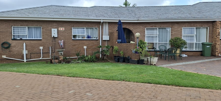 To Let 2 Bedroom Property for Rent in Noordheuwel Gauteng