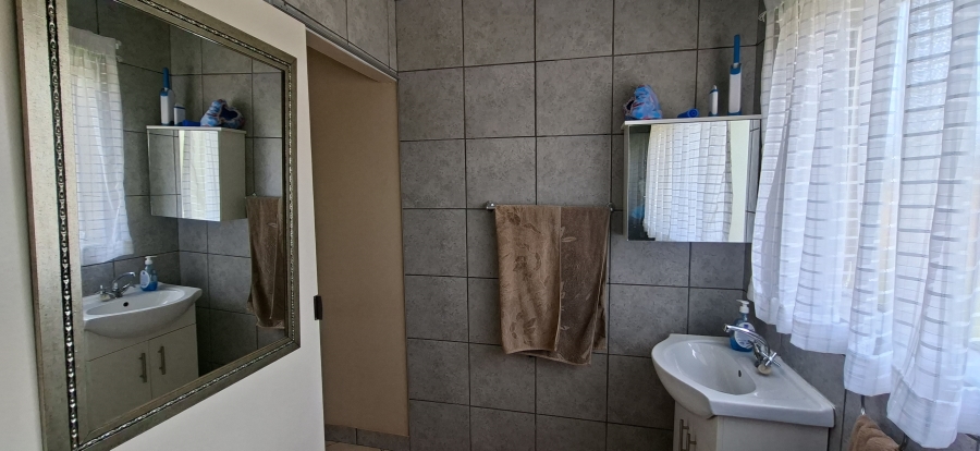 To Let 2 Bedroom Property for Rent in Noordheuwel Gauteng