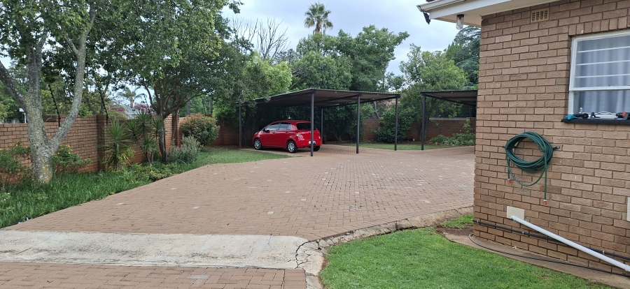 To Let 2 Bedroom Property for Rent in Noordheuwel Gauteng