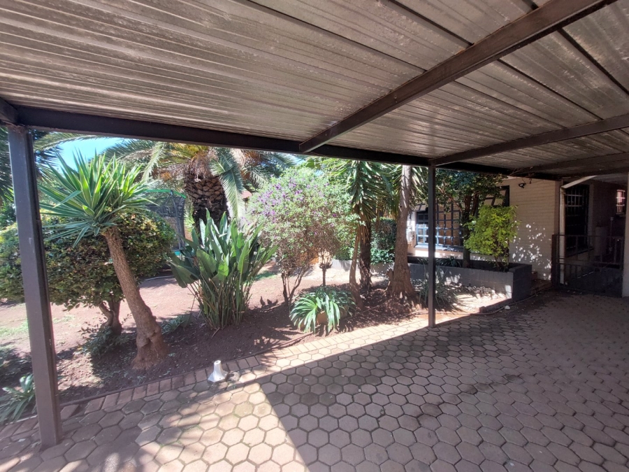 3 Bedroom Property for Sale in Greenhills Gauteng
