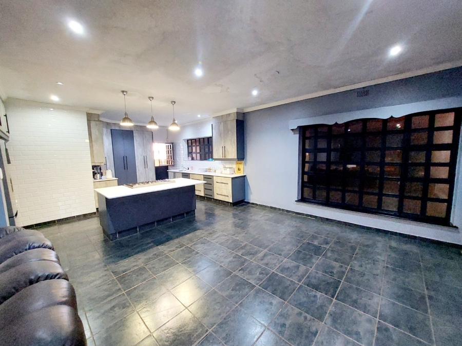 3 Bedroom Property for Sale in Greenhills Gauteng