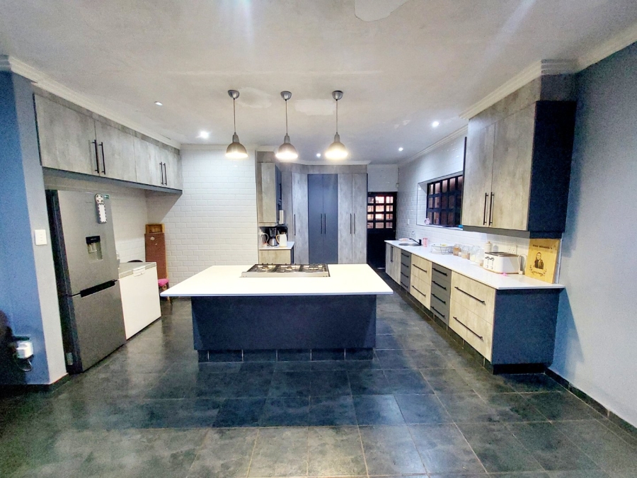 3 Bedroom Property for Sale in Greenhills Gauteng