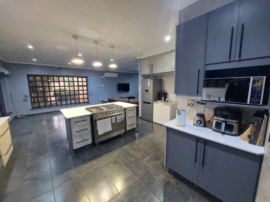 3 Bedroom Property for Sale in Greenhills Gauteng