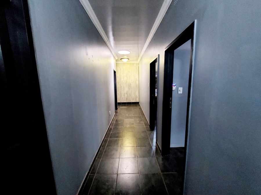 3 Bedroom Property for Sale in Greenhills Gauteng