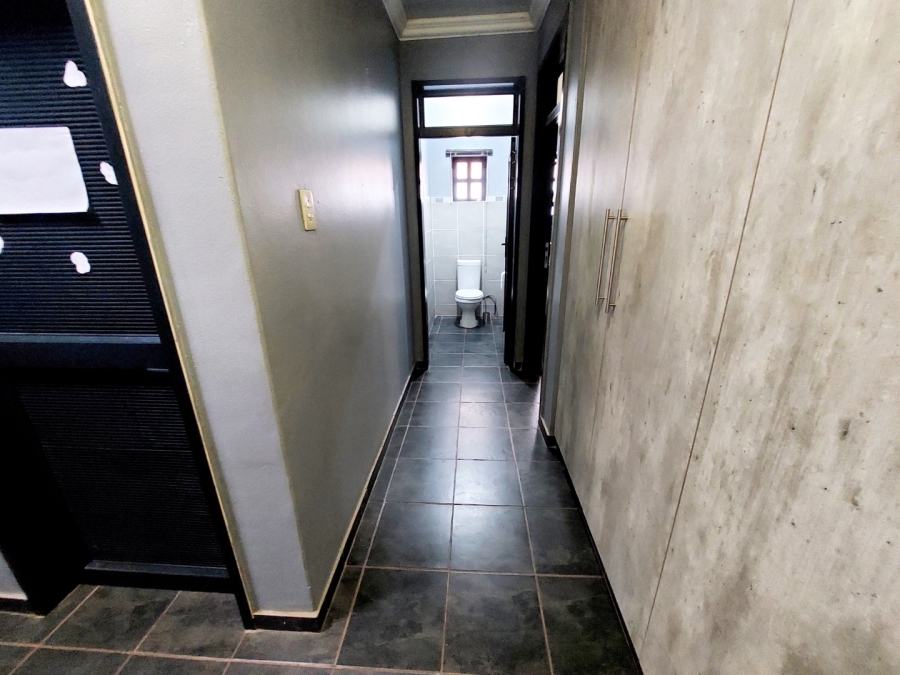 3 Bedroom Property for Sale in Greenhills Gauteng