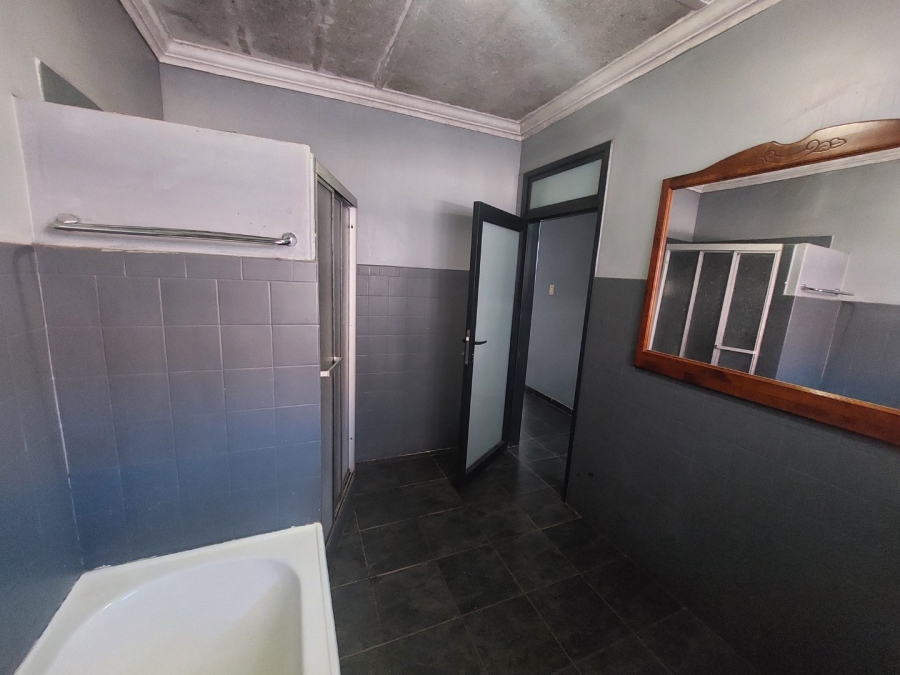3 Bedroom Property for Sale in Greenhills Gauteng
