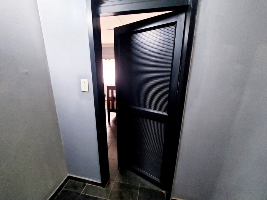 3 Bedroom Property for Sale in Greenhills Gauteng