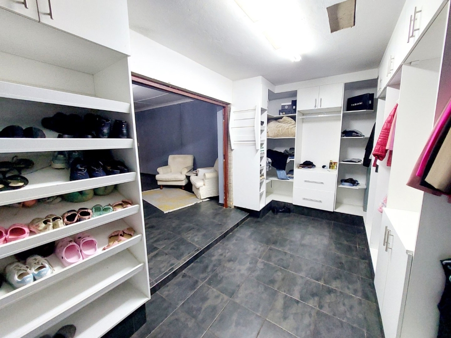 3 Bedroom Property for Sale in Greenhills Gauteng