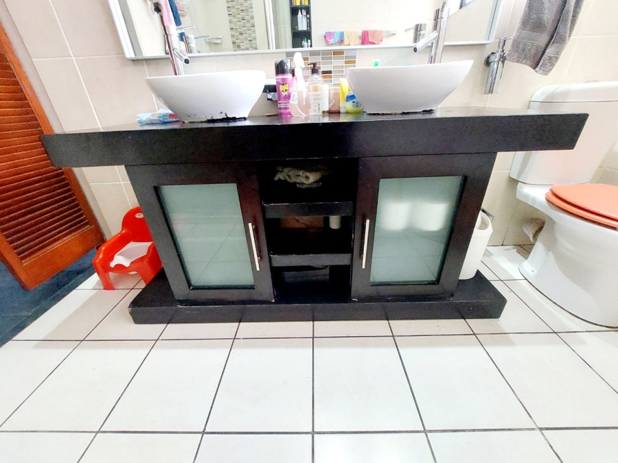 3 Bedroom Property for Sale in Greenhills Gauteng