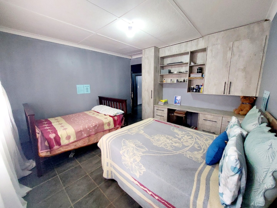 3 Bedroom Property for Sale in Greenhills Gauteng