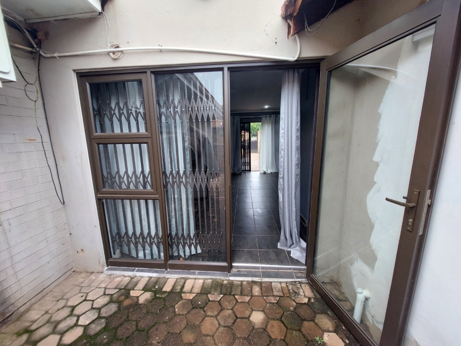 3 Bedroom Property for Sale in Greenhills Gauteng