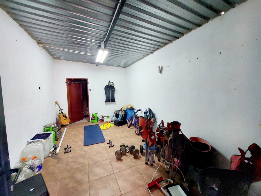 3 Bedroom Property for Sale in Greenhills Gauteng