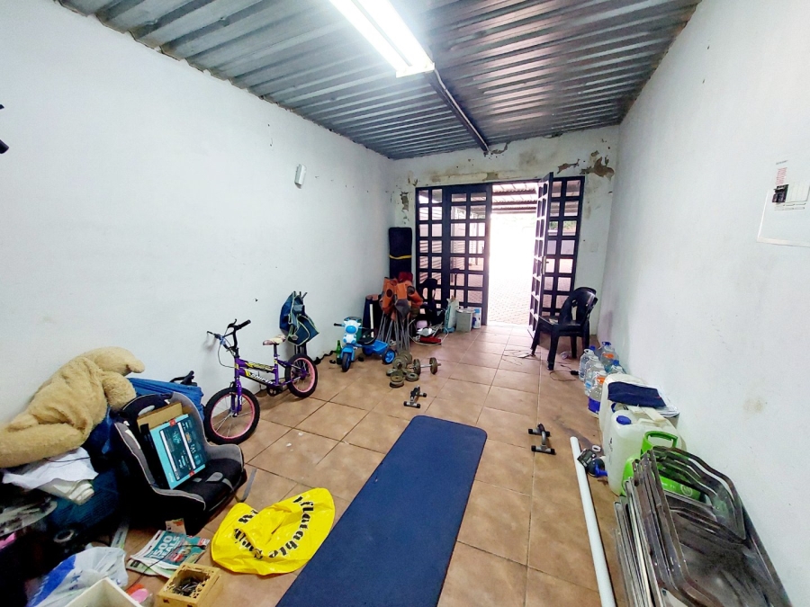 3 Bedroom Property for Sale in Greenhills Gauteng