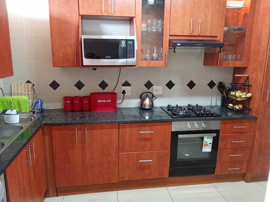2 Bedroom Property for Sale in Florida Park Gauteng