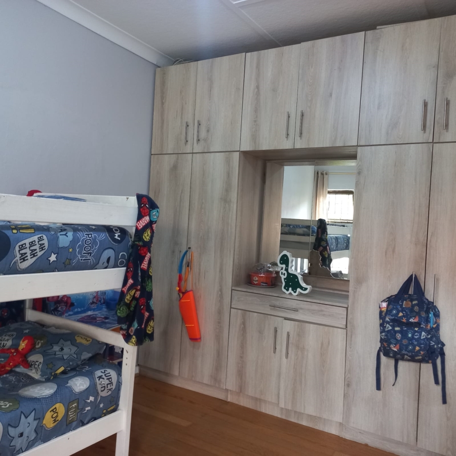 4 Bedroom Property for Sale in Discovery Gauteng