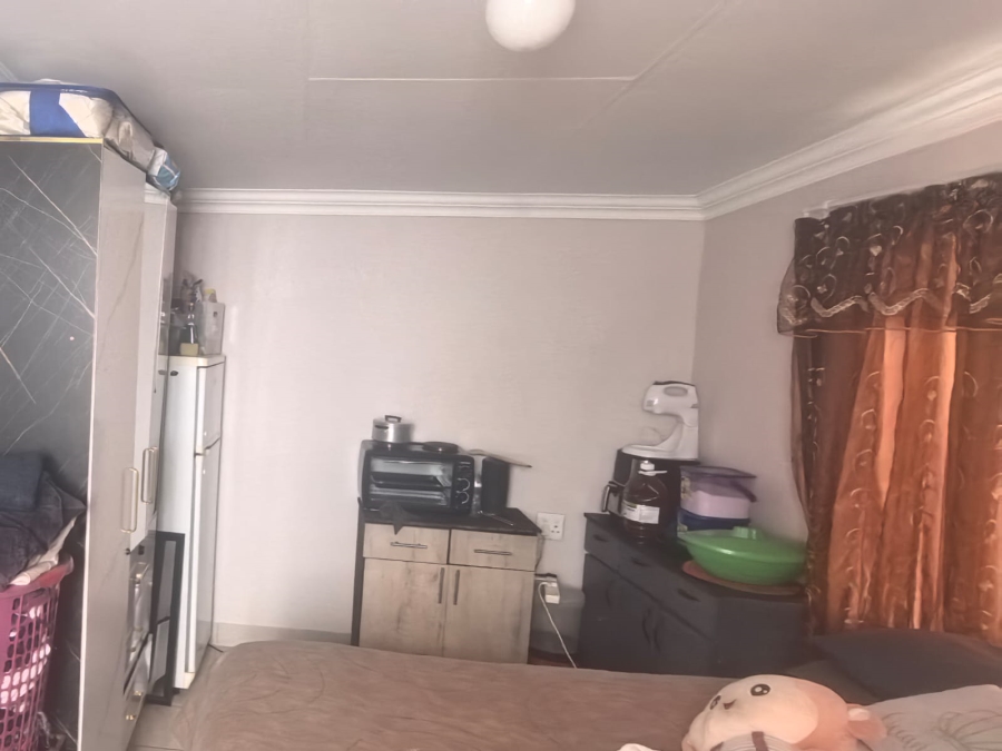 4 Bedroom Property for Sale in Discovery Gauteng