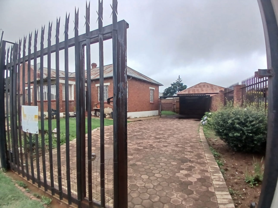 3 Bedroom Property for Sale in West Village Gauteng