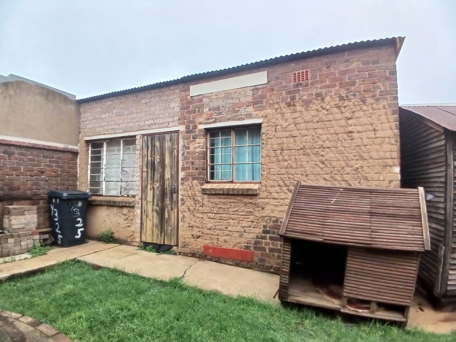 3 Bedroom Property for Sale in West Village Gauteng
