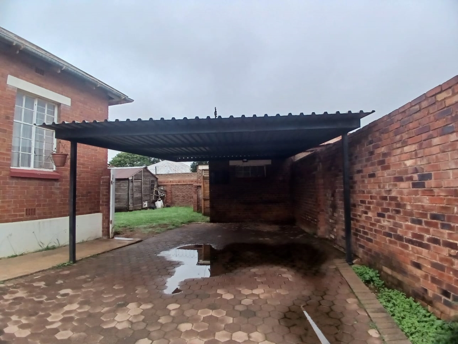 3 Bedroom Property for Sale in West Village Gauteng