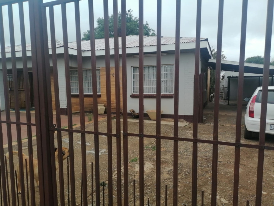 4 Bedroom Property for Sale in Venterspost Gauteng