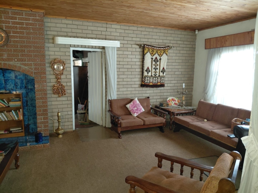 4 Bedroom Property for Sale in Greenhills Gauteng