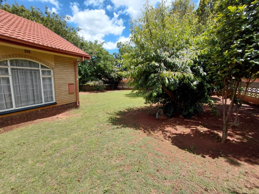4 Bedroom Property for Sale in Greenhills Gauteng