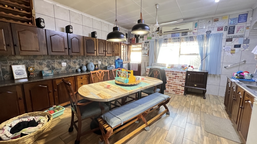 3 Bedroom Property for Sale in Helikonpark Gauteng