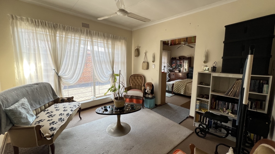 3 Bedroom Property for Sale in Helikonpark Gauteng