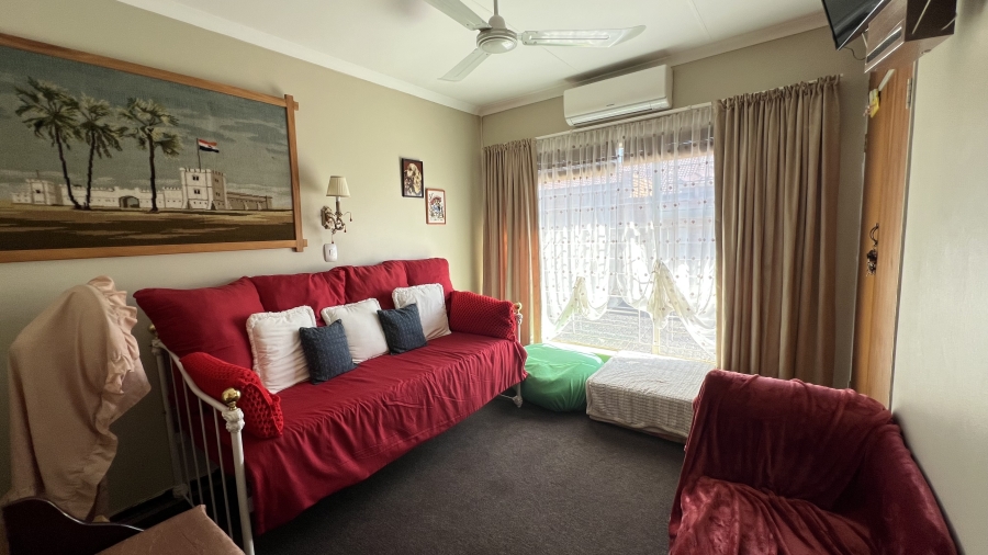 3 Bedroom Property for Sale in Helikonpark Gauteng