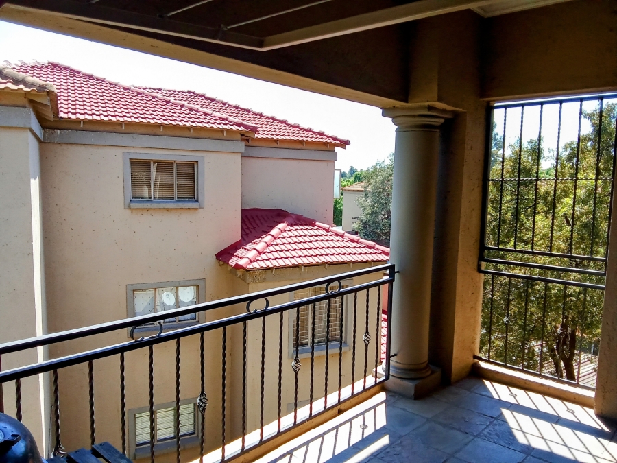 1 Bedroom Property for Sale in Weltevreden Park Gauteng