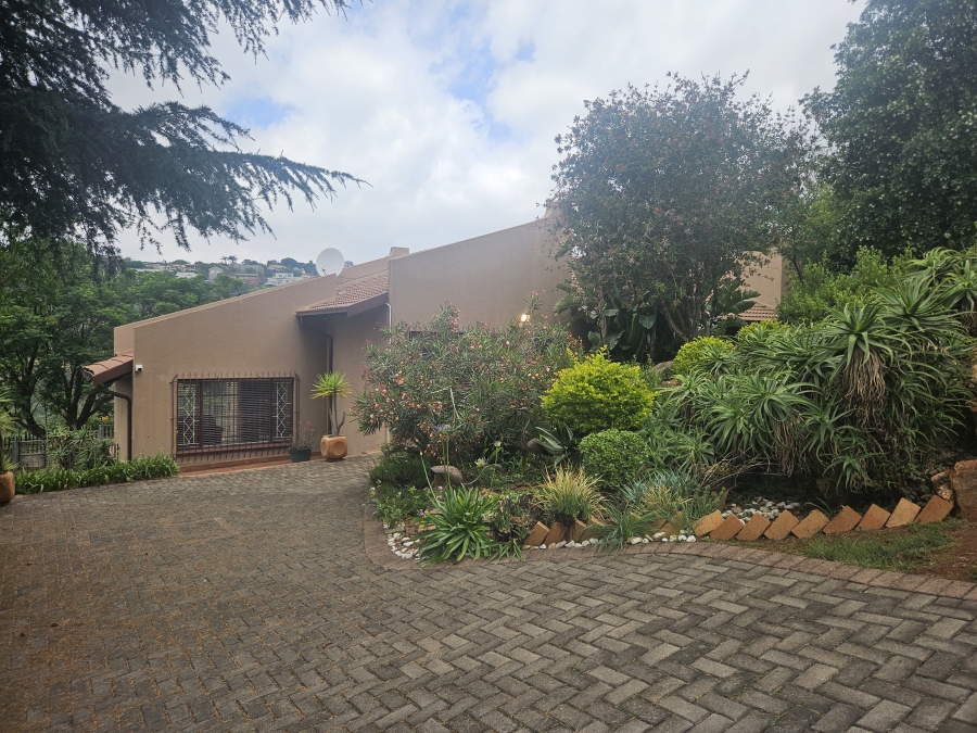 3 Bedroom Property for Sale in Kenmare Gauteng