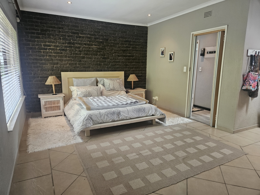 3 Bedroom Property for Sale in Kenmare Gauteng