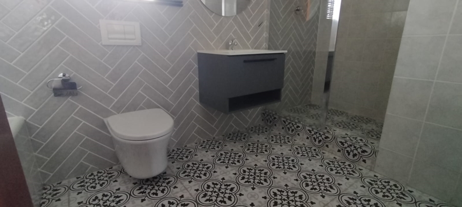 4 Bedroom Property for Sale in Helikonpark Gauteng