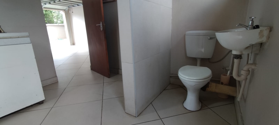 4 Bedroom Property for Sale in Helikonpark Gauteng