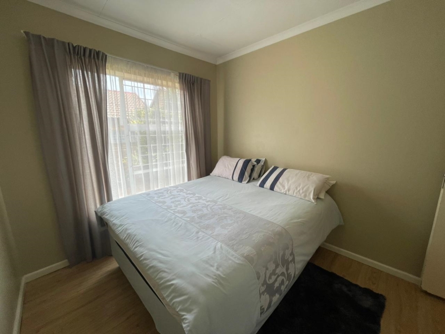 3 Bedroom Property for Sale in Weltevreden Park Gauteng