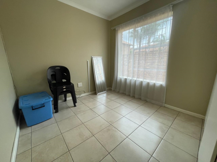 3 Bedroom Property for Sale in Weltevreden Park Gauteng