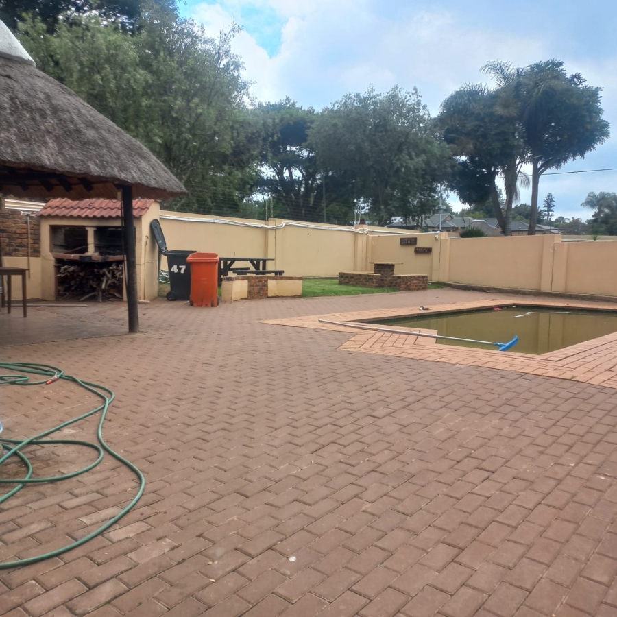 2 Bedroom Property for Sale in Allens Nek Gauteng