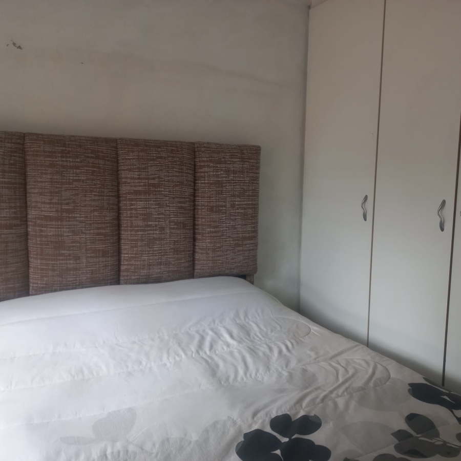 2 Bedroom Property for Sale in Allens Nek Gauteng