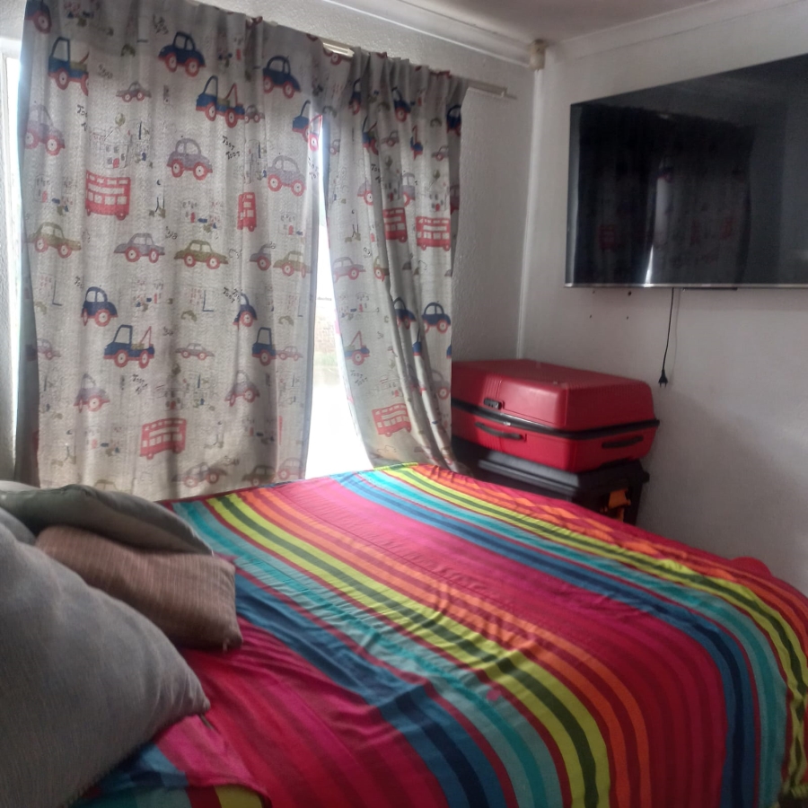 2 Bedroom Property for Sale in Allens Nek Gauteng