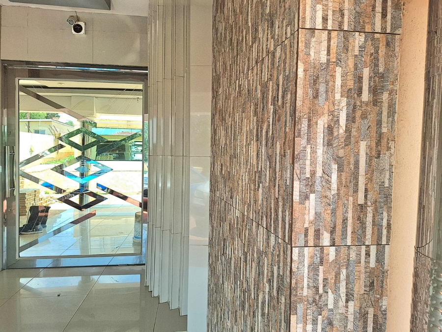 6 Bedroom Property for Sale in Hillshaven Gauteng